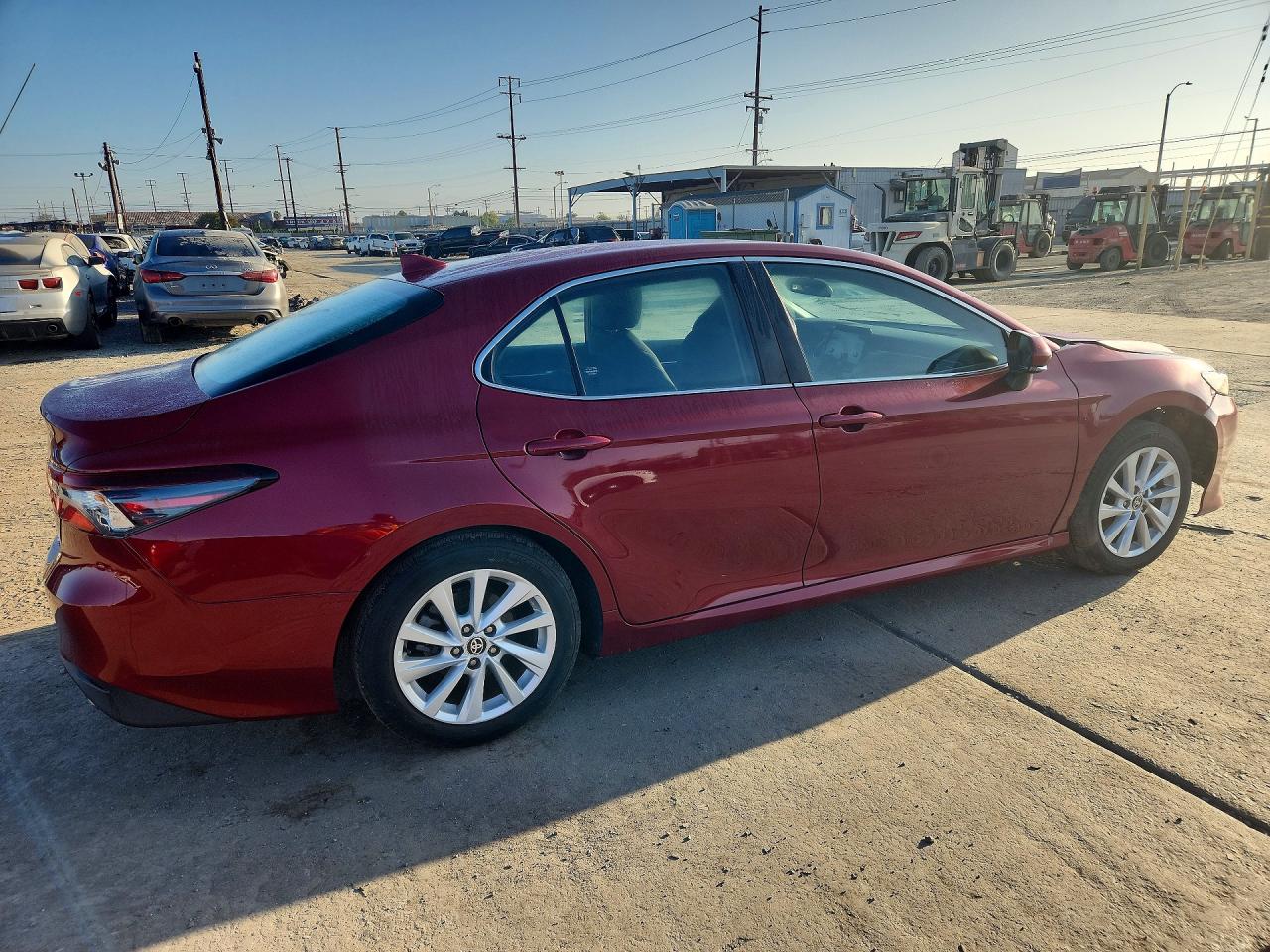 2022 TOYOTA CAMRY LE — снимка 3