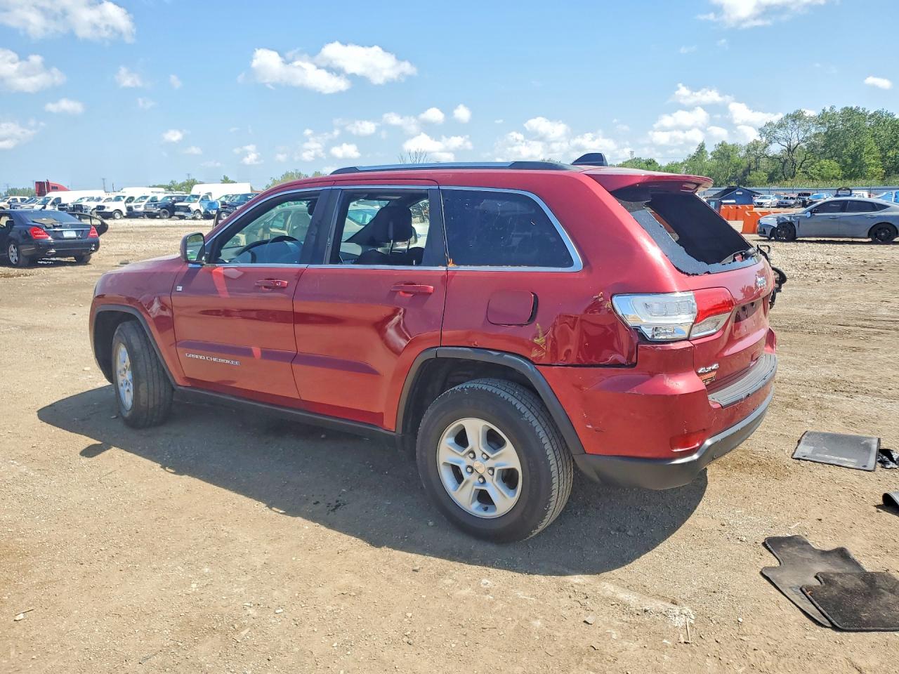 2015 JEEP GRAND CHEROKEE LAREDO — снимка 2