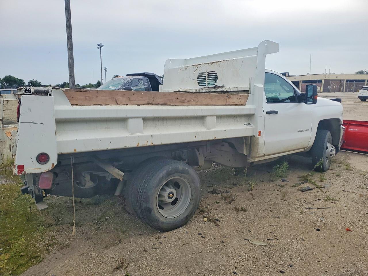 2016 CHEVROLET SILVERADO K3500 — снимка 3