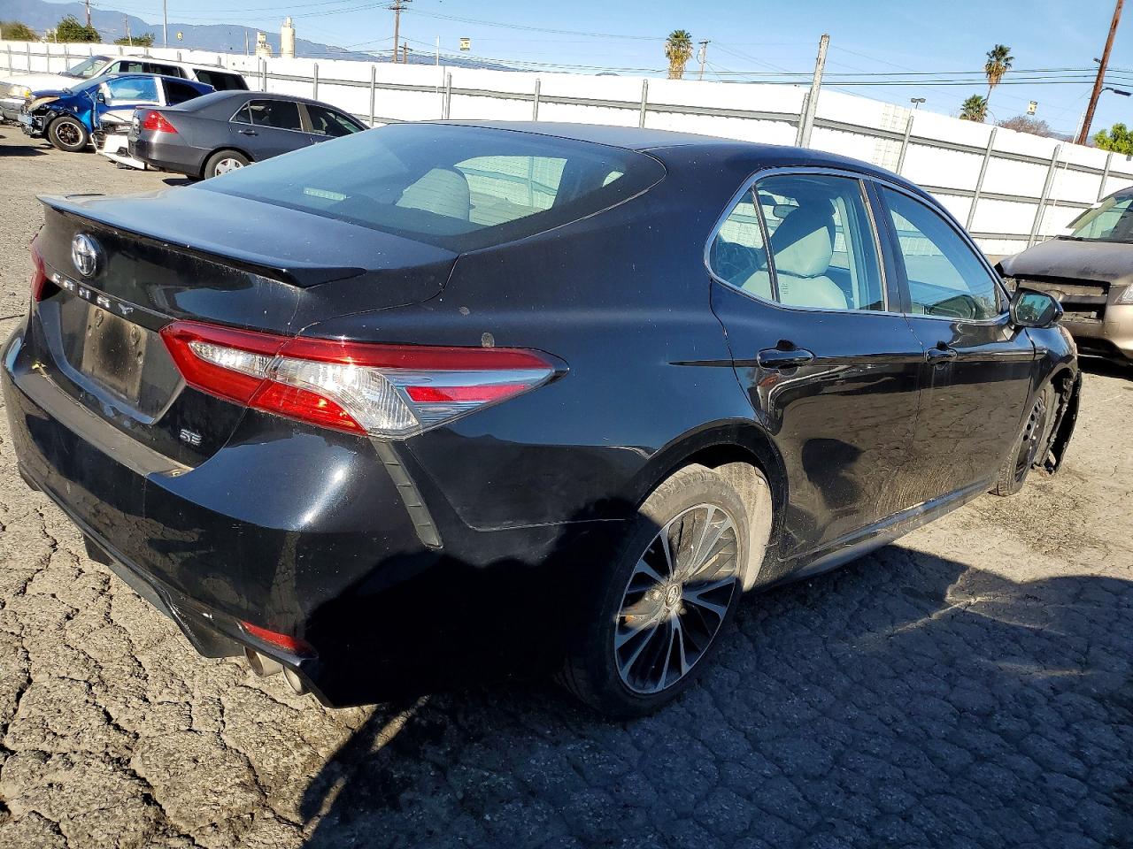 2018 TOYOTA CAMRY L — снимка 3