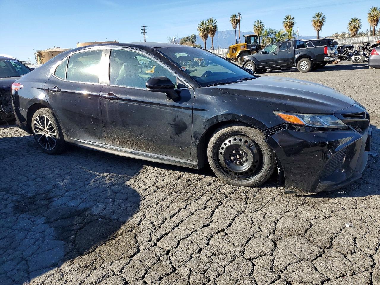 2018 TOYOTA CAMRY L — снимка 4