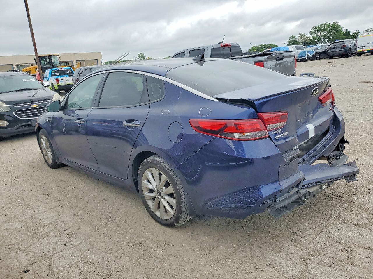 2018 KIA OPTIMA S — снимка 2