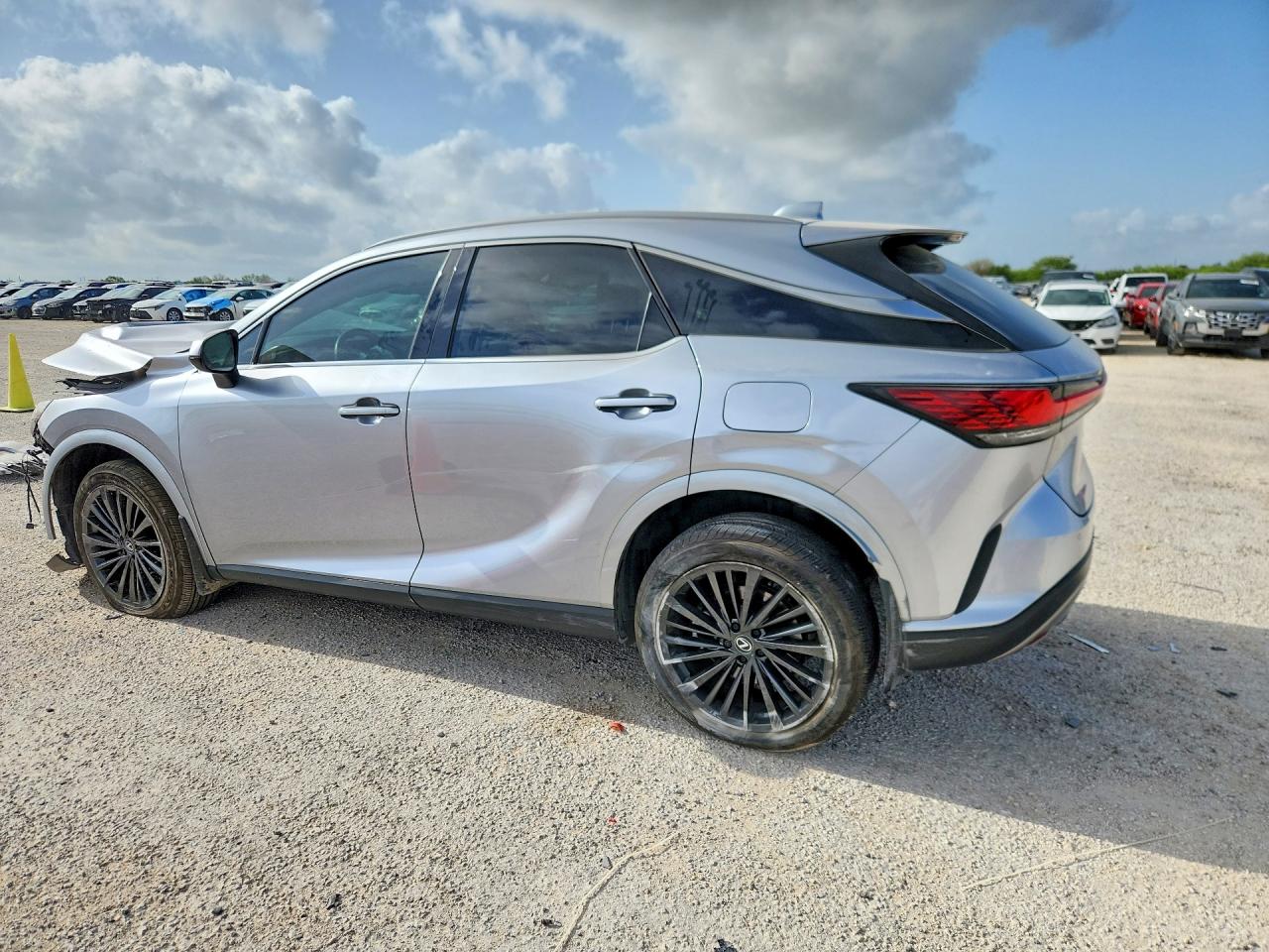 2024 LEXUS RX 350 PREMIUM — снимка 2