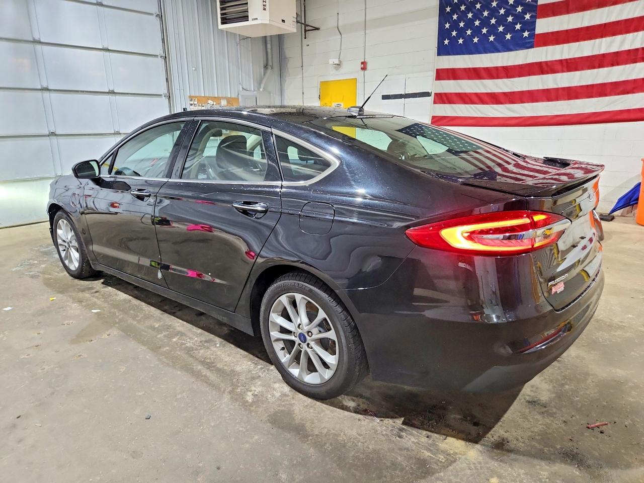 2019 FORD FUSION TITANIUM — снимка 2