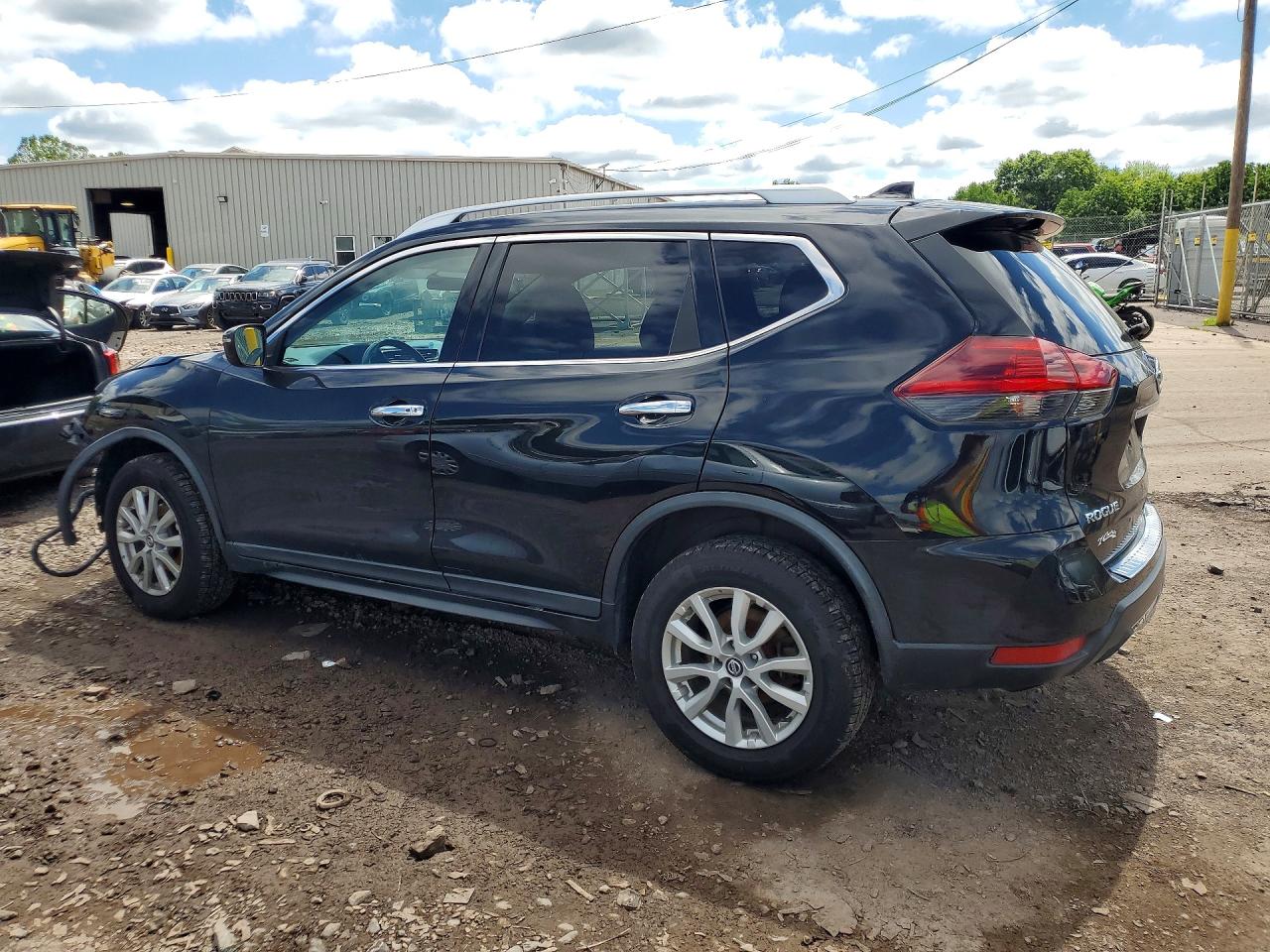 2018 NISSAN ROGUE SV — снимка 2