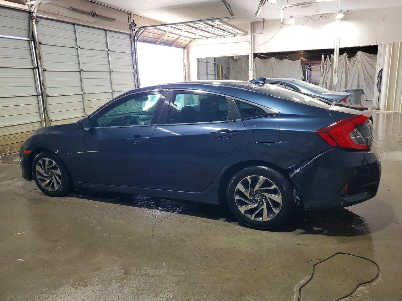 2017 HONDA CIVIC EX — снимка 2