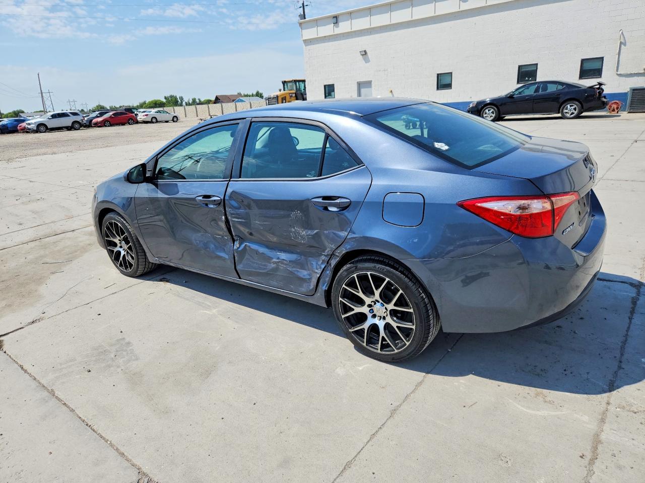 2018 TOYOTA COROLLA LE — снимка 2