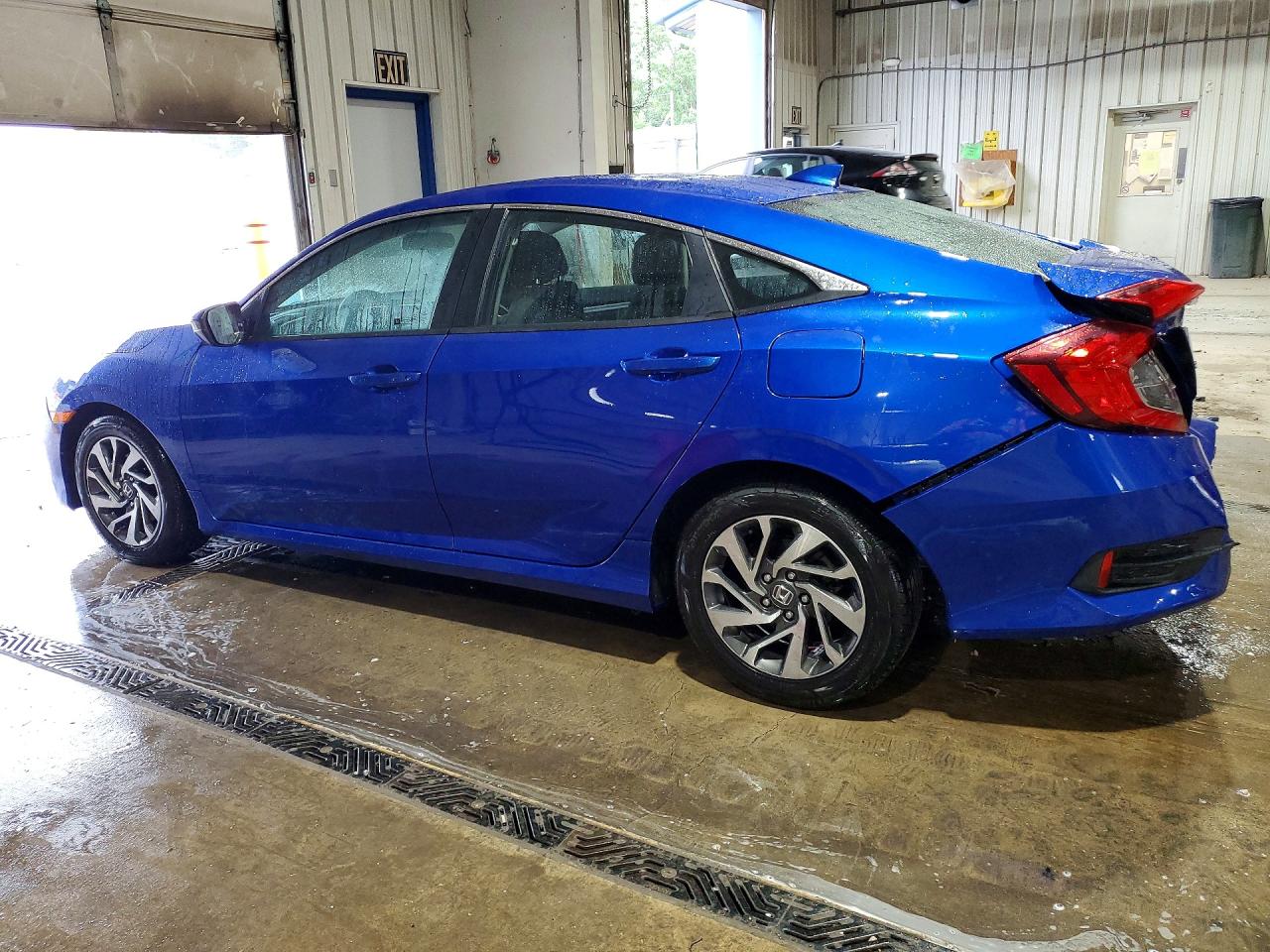 2017 HONDA CIVIC EX — снимка 2