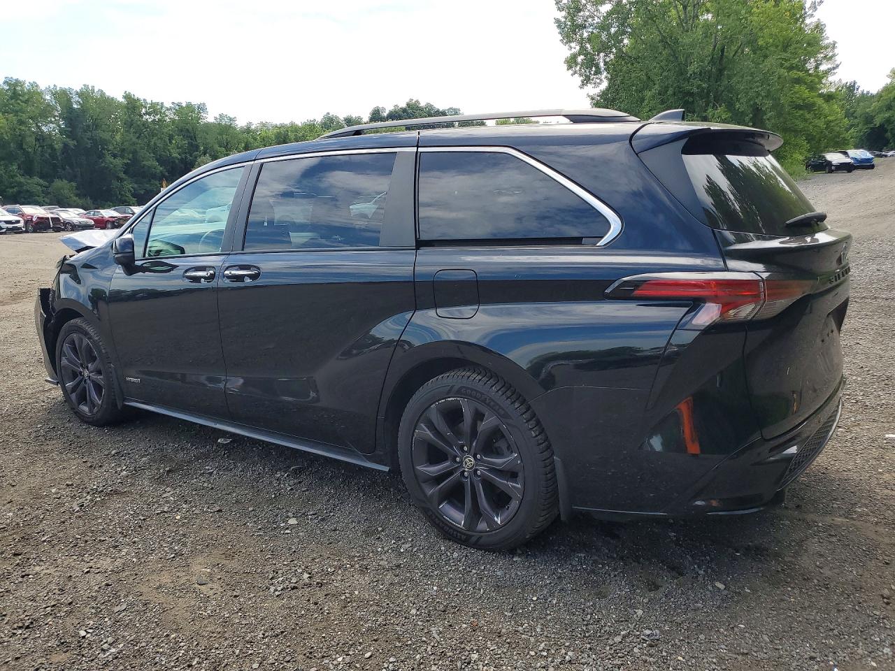 2021 TOYOTA SIENNA XSE — снимка 2