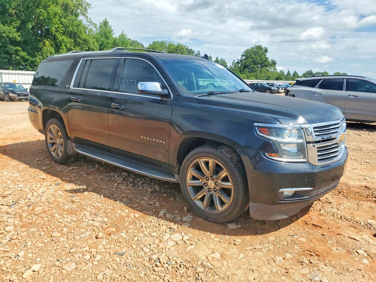 2015 CHEVROLET SUBURBAN K1500 LTZ — снимка 4