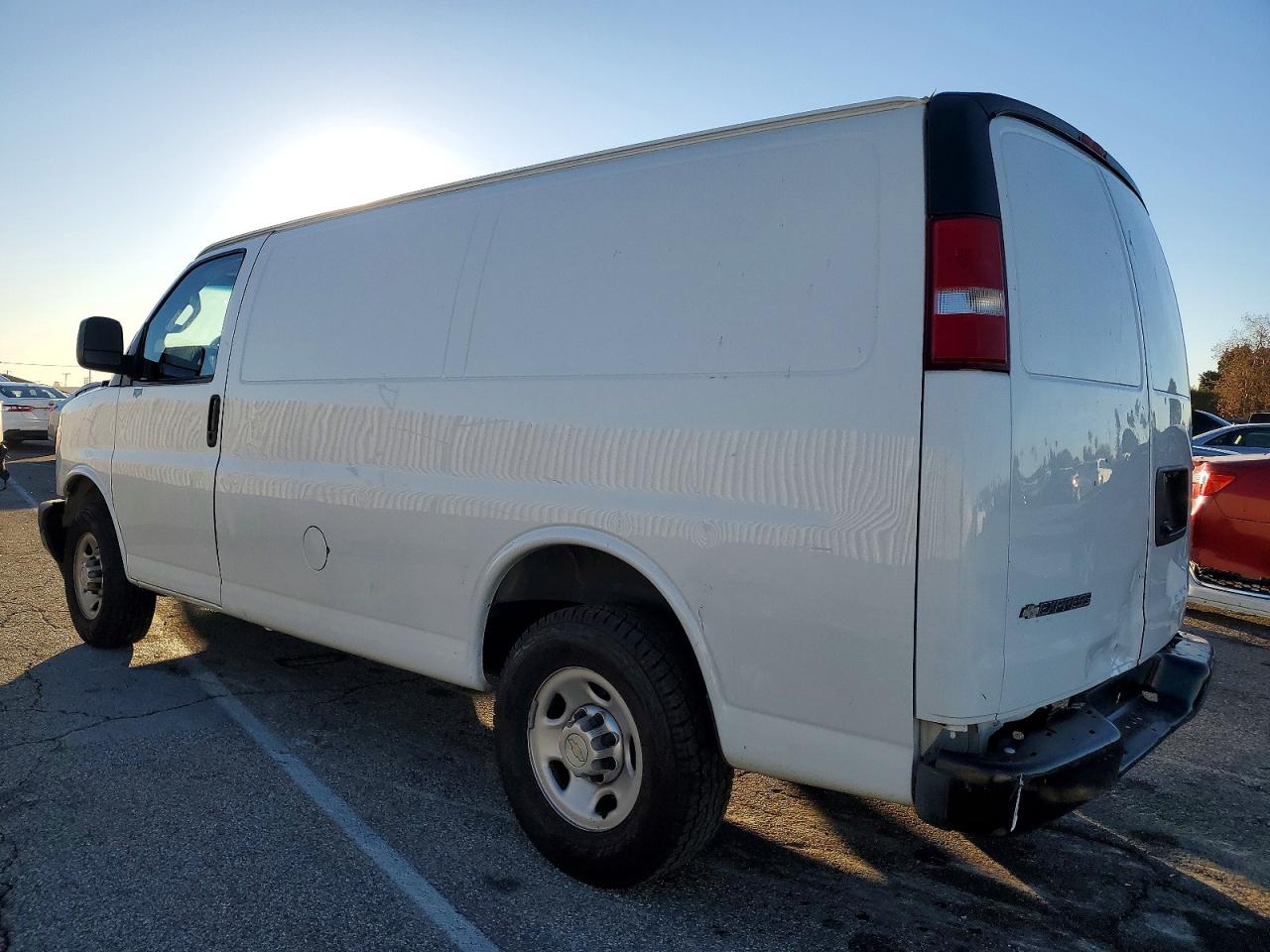 2018 CHEVROLET EXPRESS G2 — снимка 2