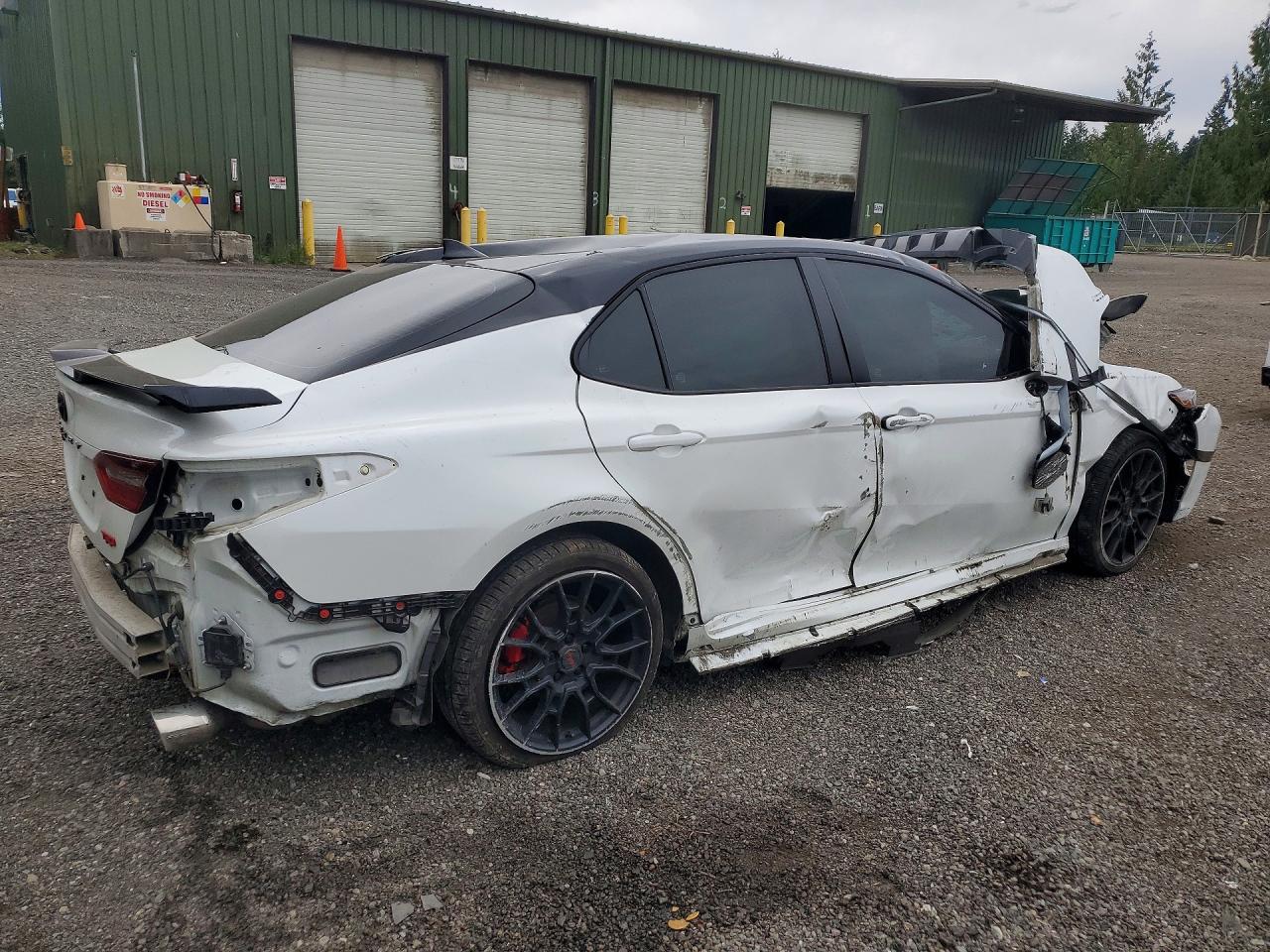 2022 TOYOTA CAMRY TRD — снимка 3