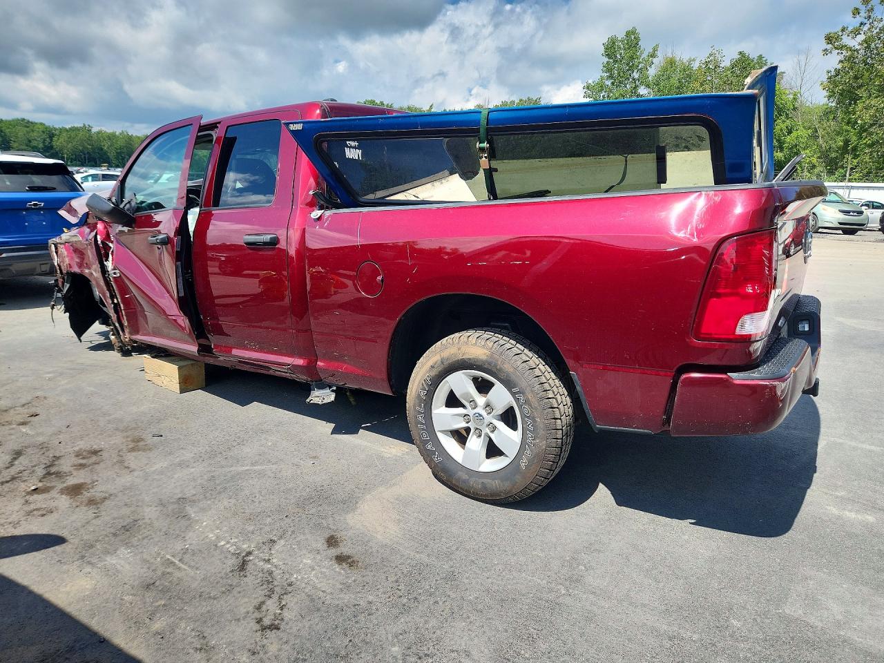 2017 RAM 1500 ST — снимка 2