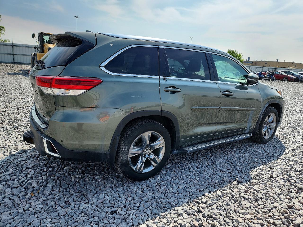 2019 TOYOTA HIGHLANDER LIMITED PLATINUM — снимка 3