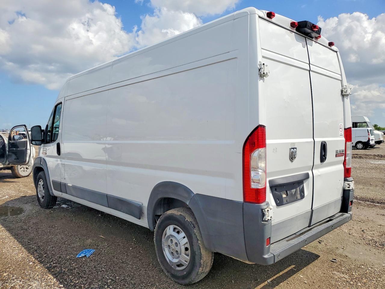 2017 RAM PROMASTER 2500 — снимка 2