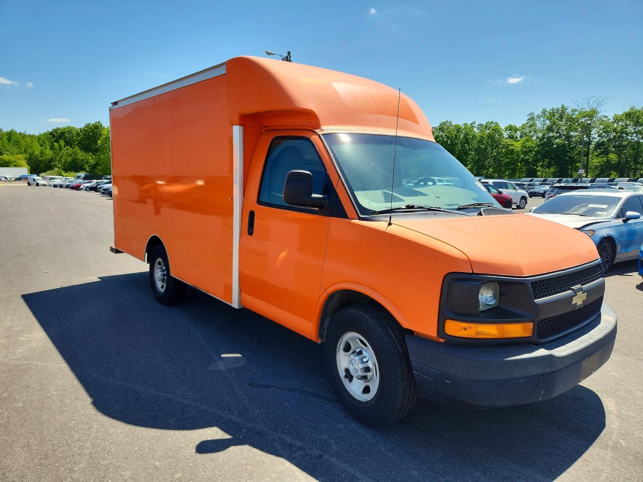 2015 CHEVROLET EXPRESS G3500 — снимка 4