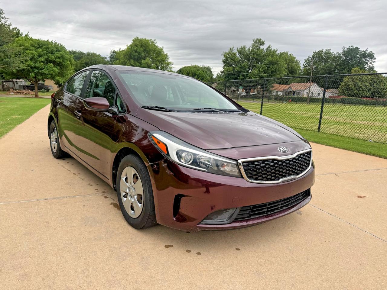 2017 KIA FORTE LX