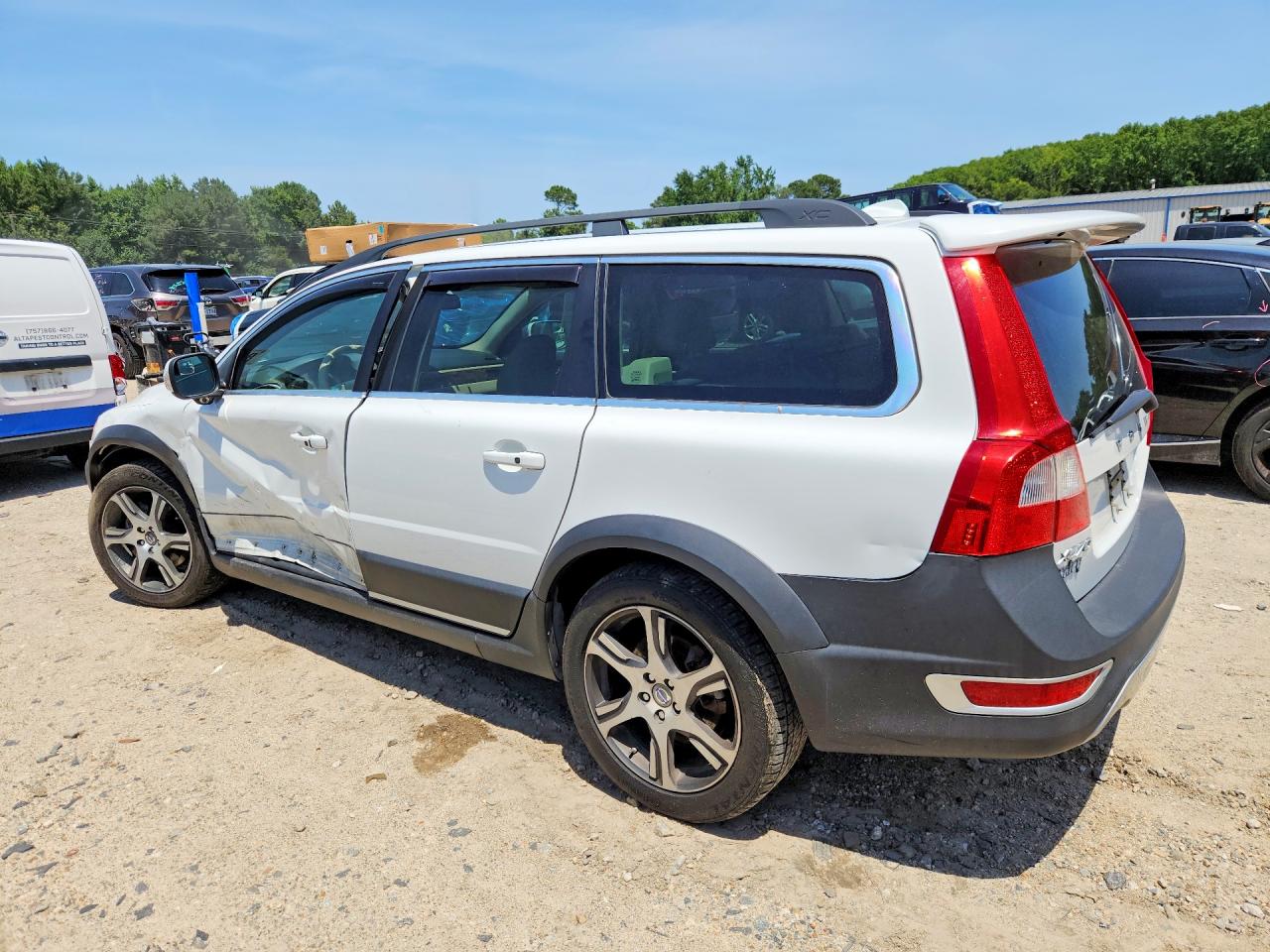2013 VOLVO XC70 T6 — снимка 2