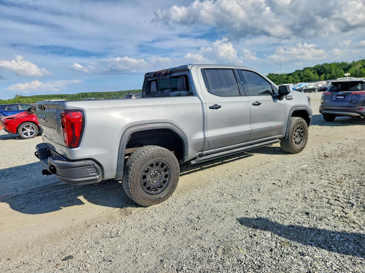 2023 GMC SIERRA K1500 AT4X — снимка 3