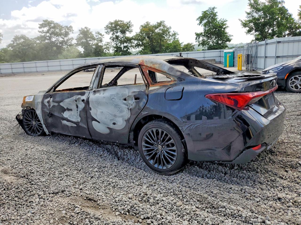 2021 TOYOTA AVALON XSE — снимка 2