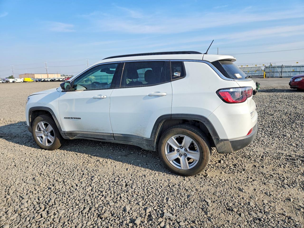 2022 JEEP COMPASS LATITUDE — снимка 2