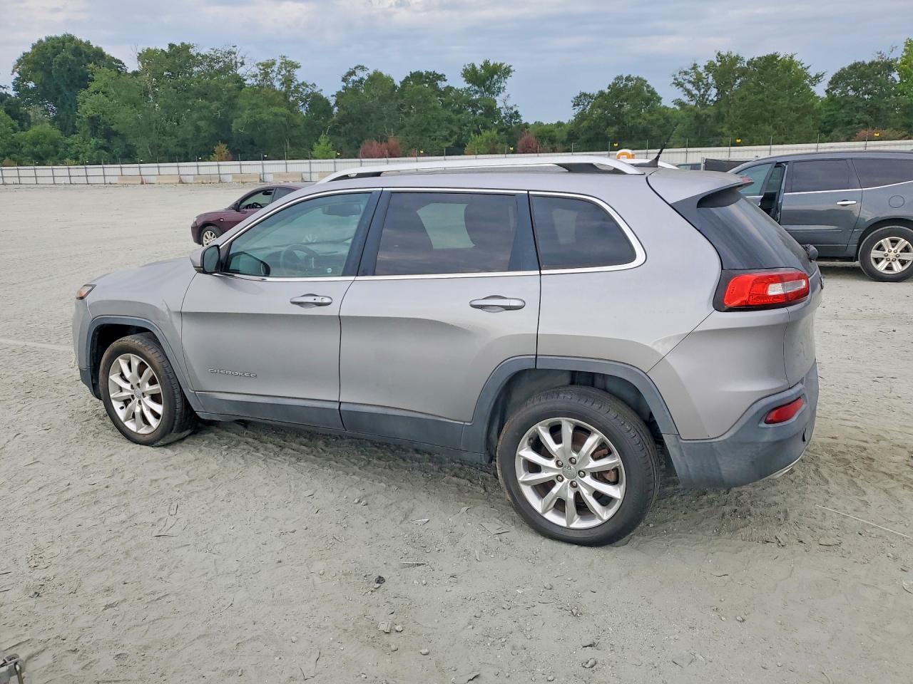 2015 JEEP CHEROKEE LIMITED — снимка 2