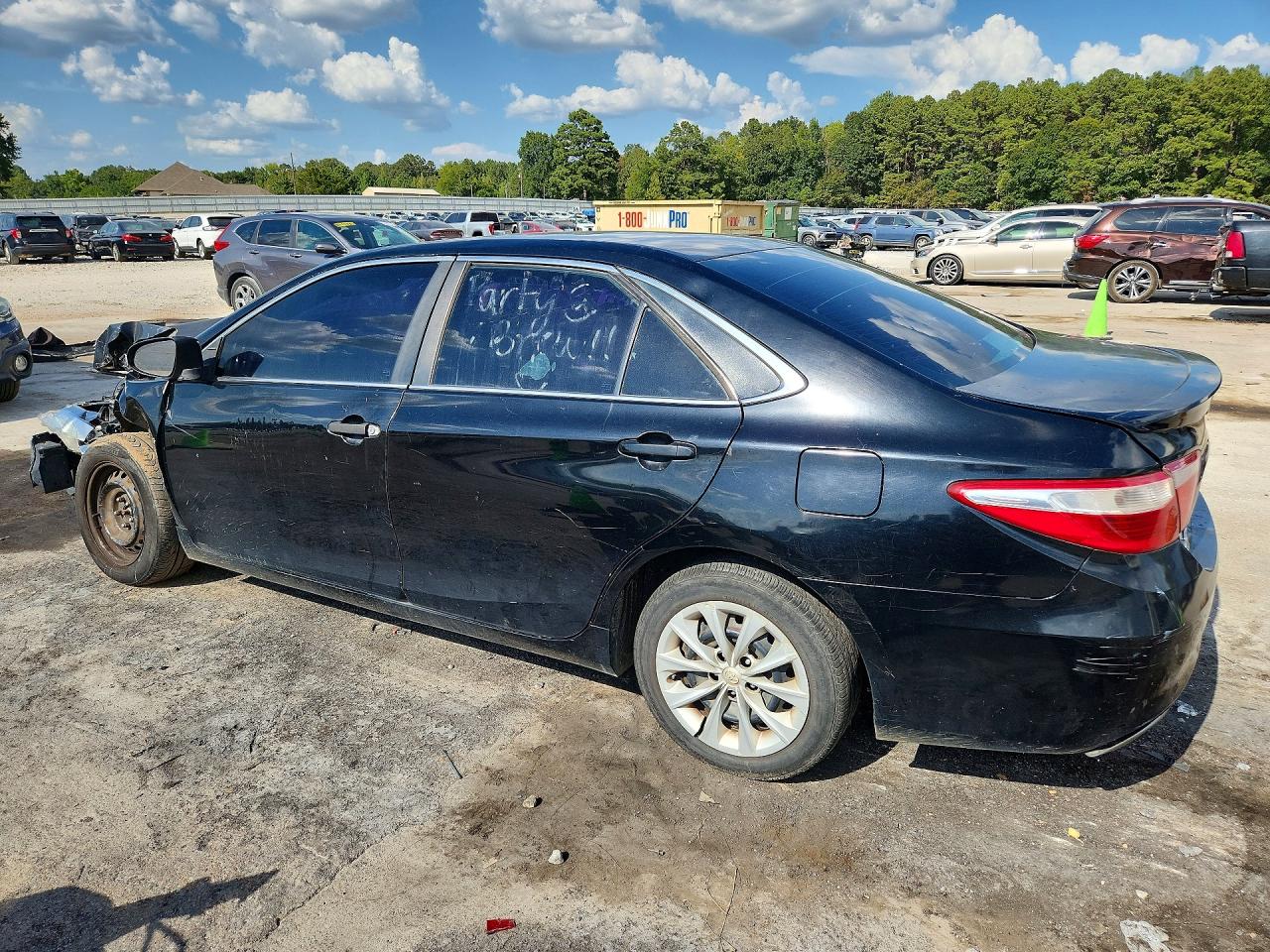2016 TOYOTA CAMRY LE — снимка 2