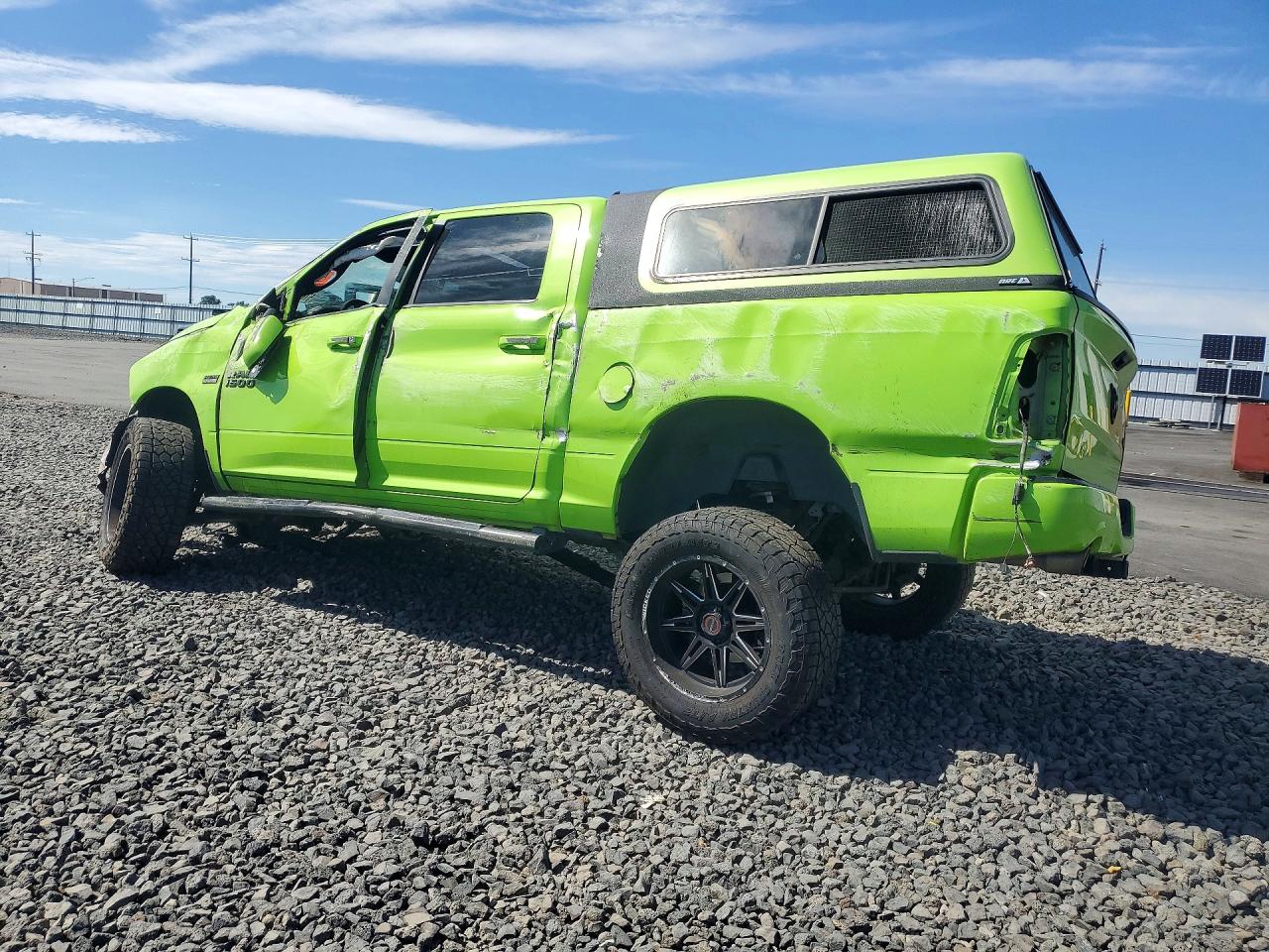 2017 RAM 1500 SPORT — снимка 2