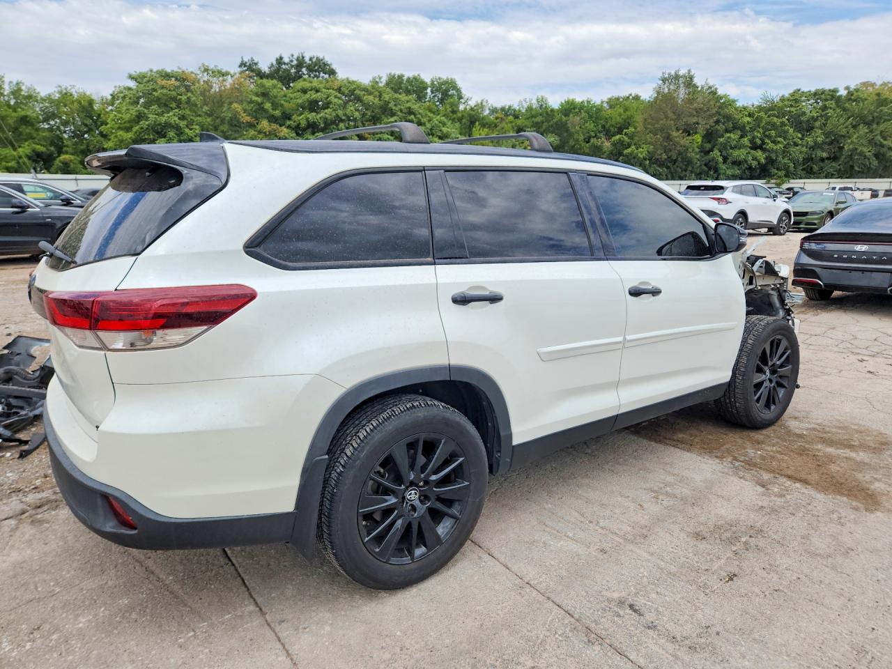 2019 TOYOTA HIGHLANDER SE — снимка 3