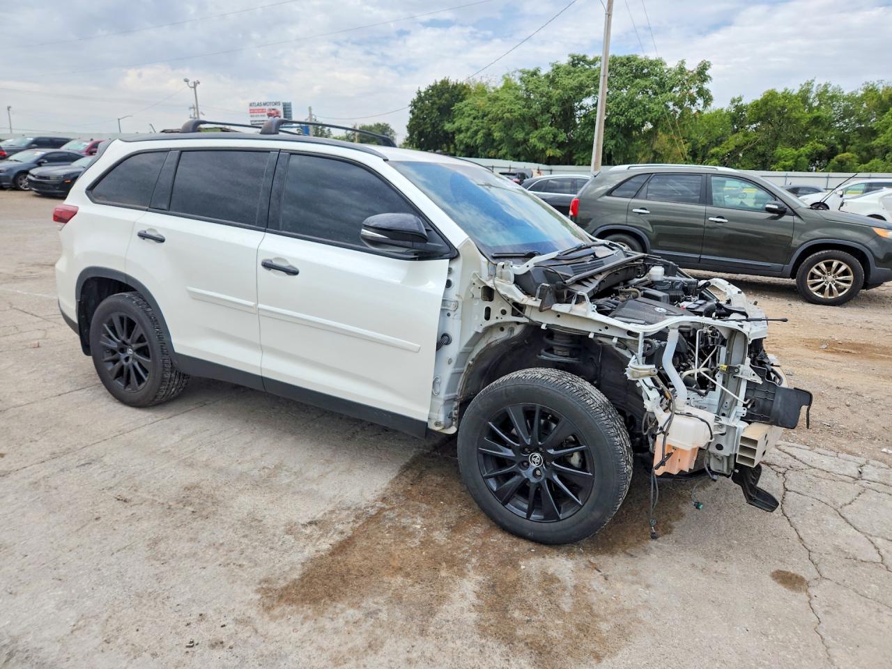 2019 TOYOTA HIGHLANDER SE — снимка 4