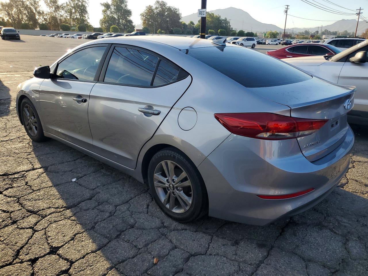 2017 HYUNDAI ELANTRA SE — снимка 2