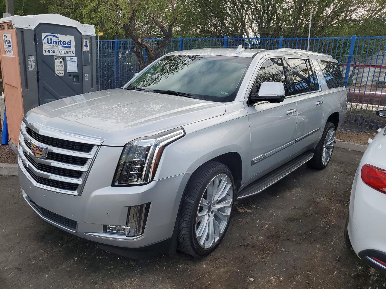 2016 CADILLAC ESCALADE ESV