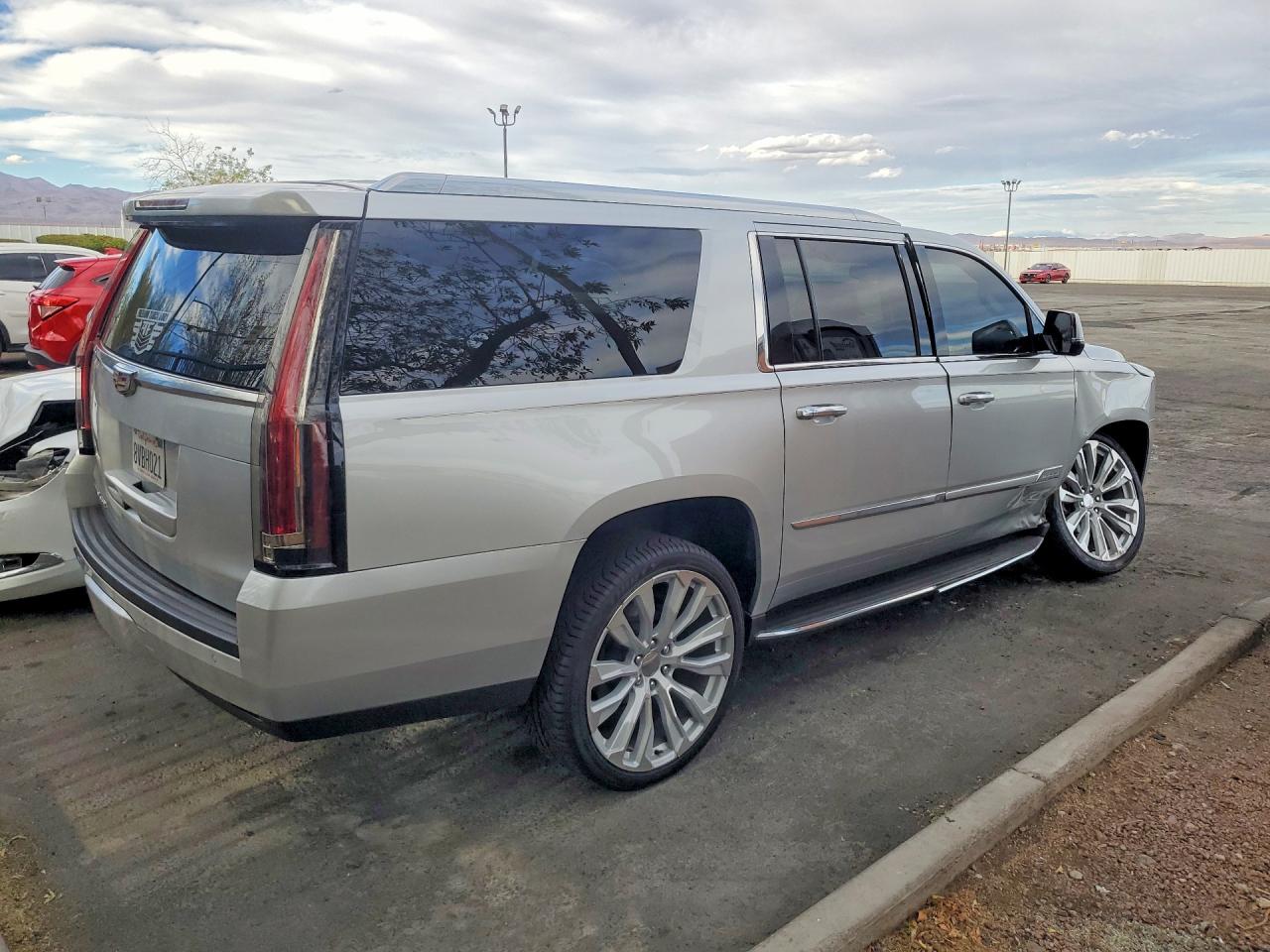 2016 CADILLAC ESCALADE ESV — снимка 3