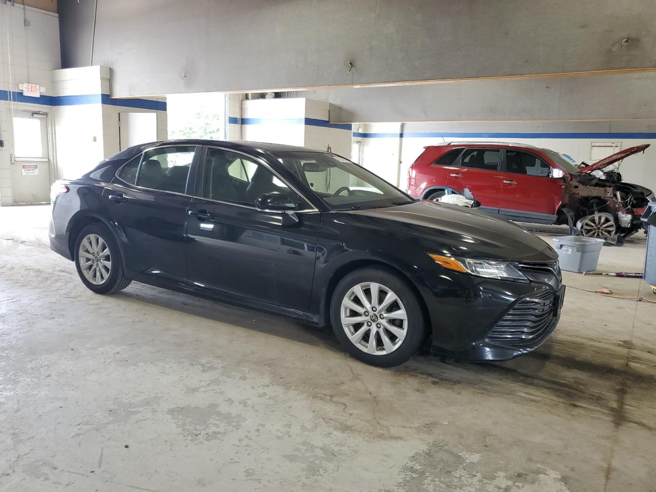2018 TOYOTA CAMRY L — снимка 4