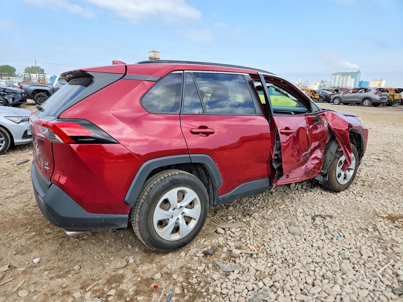 2019 TOYOTA RAV4 LE — снимка 3