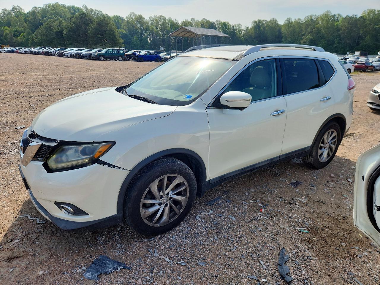 2015 NISSAN ROGUE SL