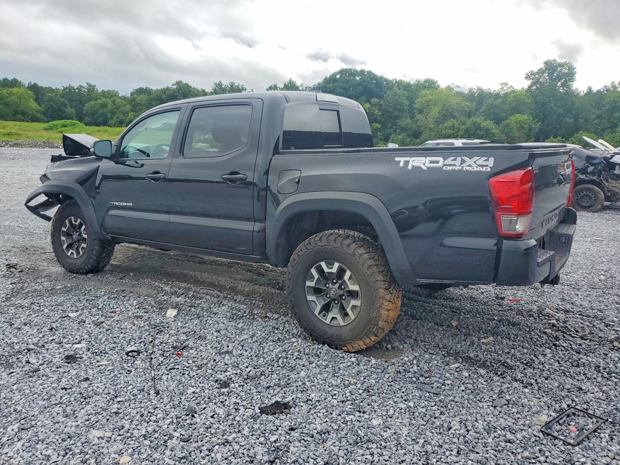 2017 TOYOTA TACOMA TRD OFF-ROAD — снимка 2