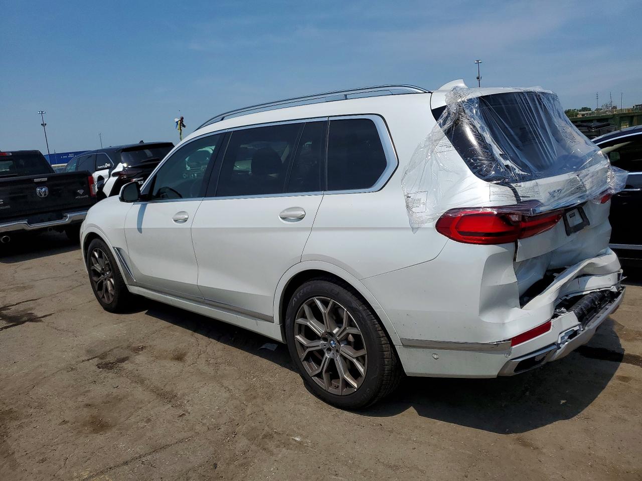 2021 BMW X7 XDRIVE40I — снимка 2