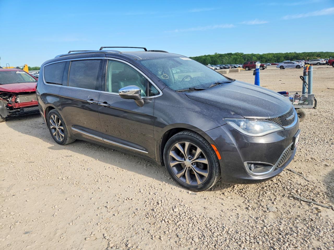 2017 CHRYSLER PACIFICA LIMITED — снимка 4