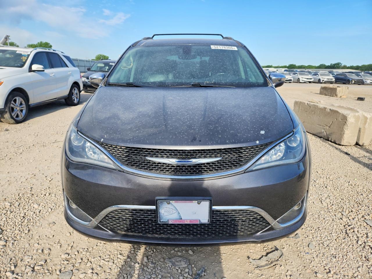 2017 CHRYSLER PACIFICA LIMITED — снимка 5