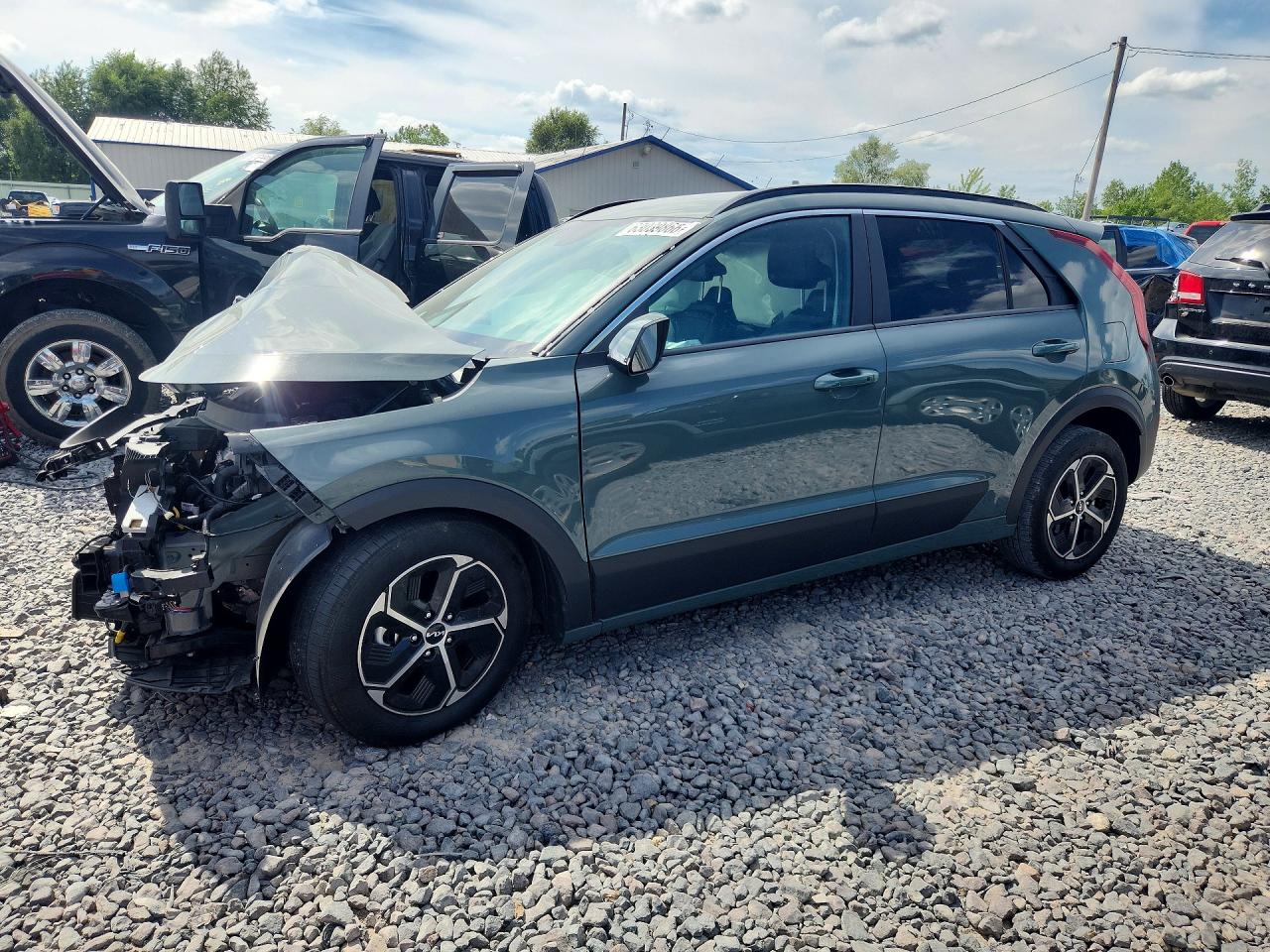2025 KIA NIRO EX