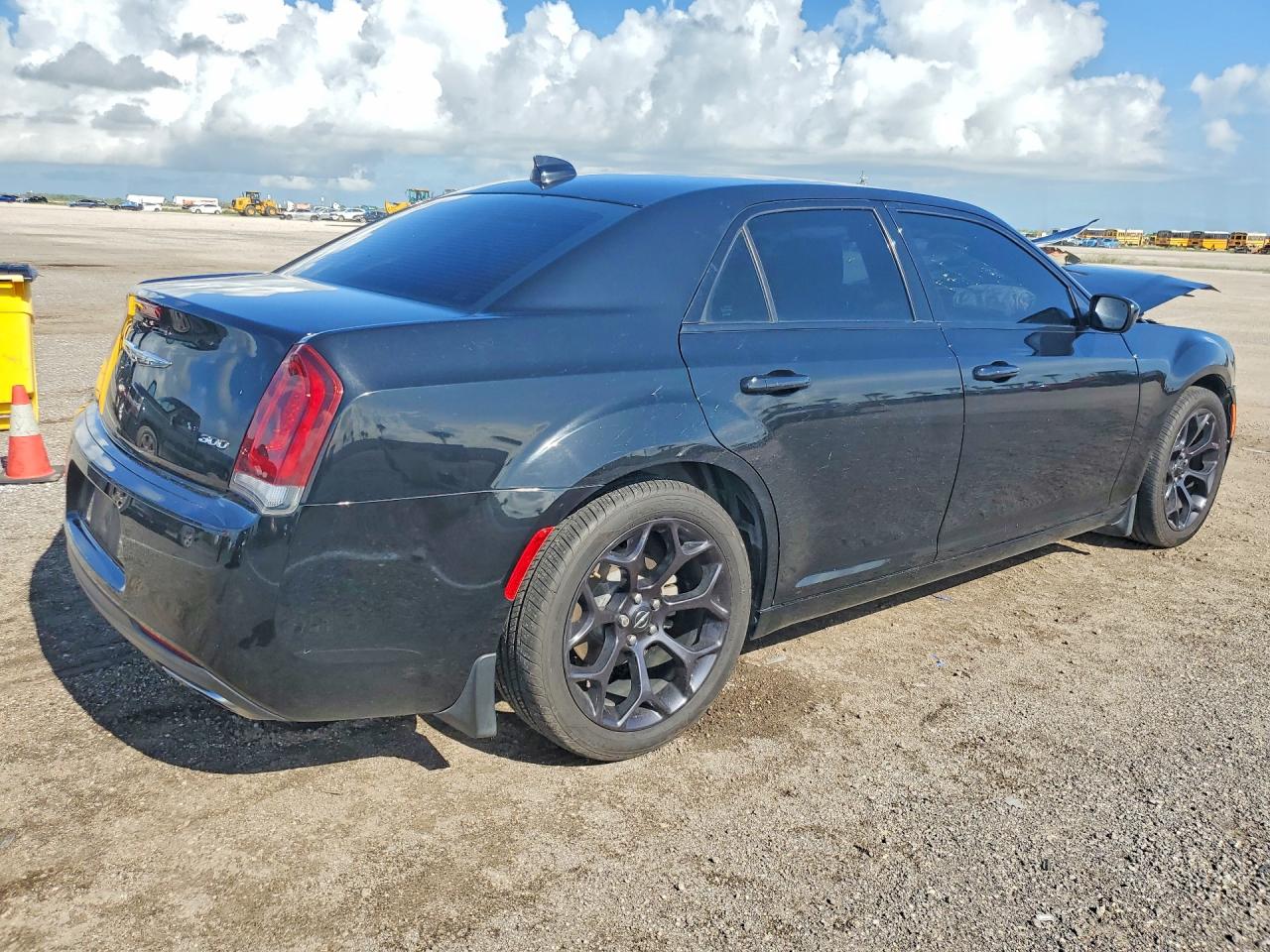 2019 CHRYSLER 300 TOURING — снимка 3