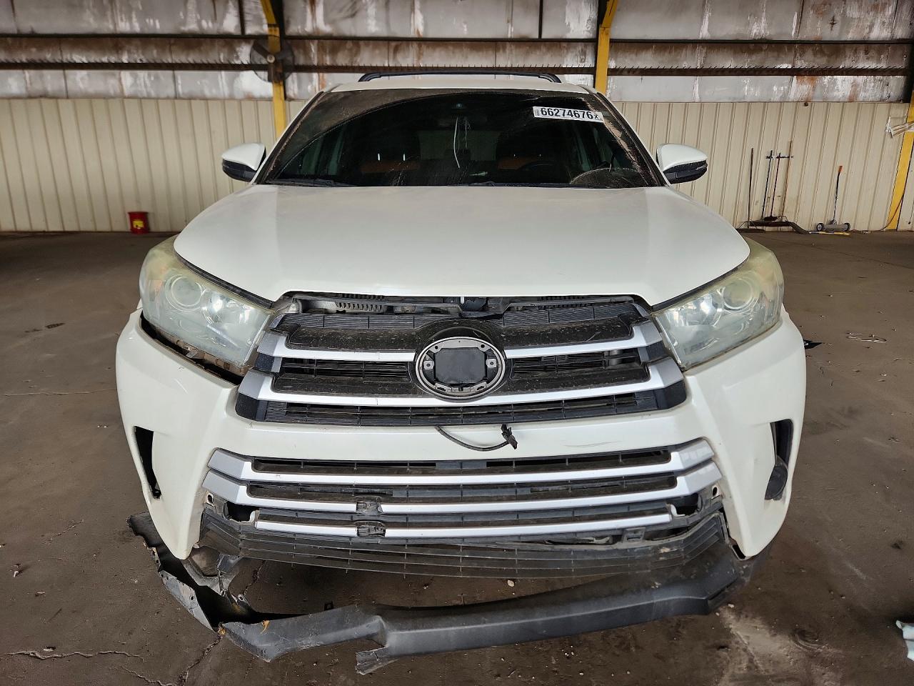 2019 TOYOTA HIGHLANDER LE — снимка 5