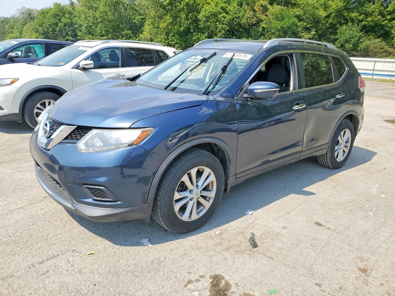 2015 NISSAN ROGUE SV