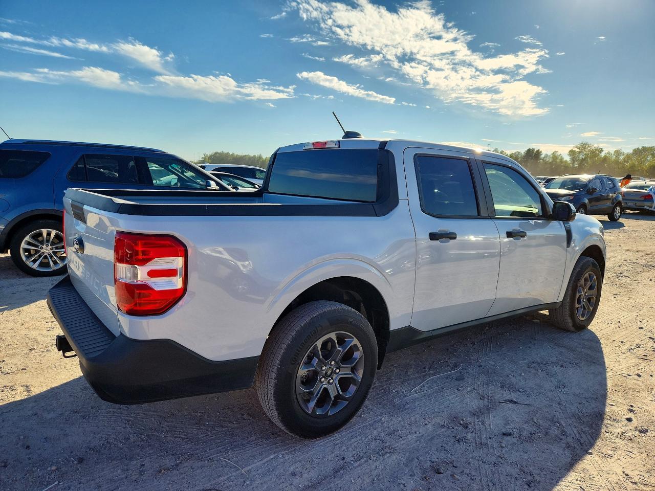 2026 FORD MAVERICK XLT — photo 3