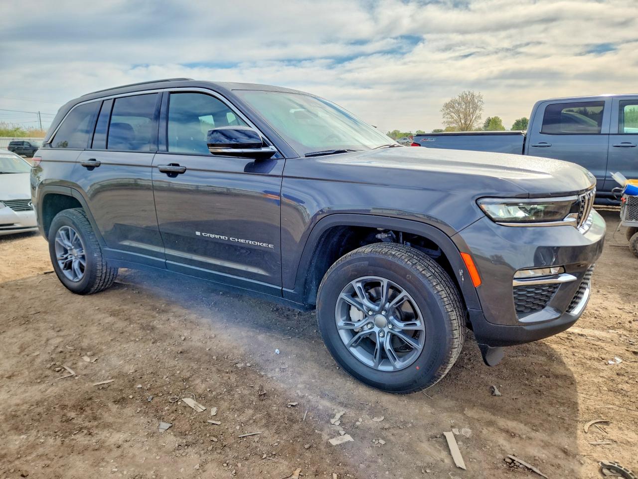 2025 JEEP GRAND CHEROKEE LIMITED — снимка 4