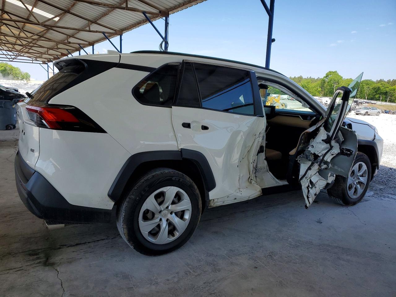 2019 TOYOTA RAV4 LE — снимка 3