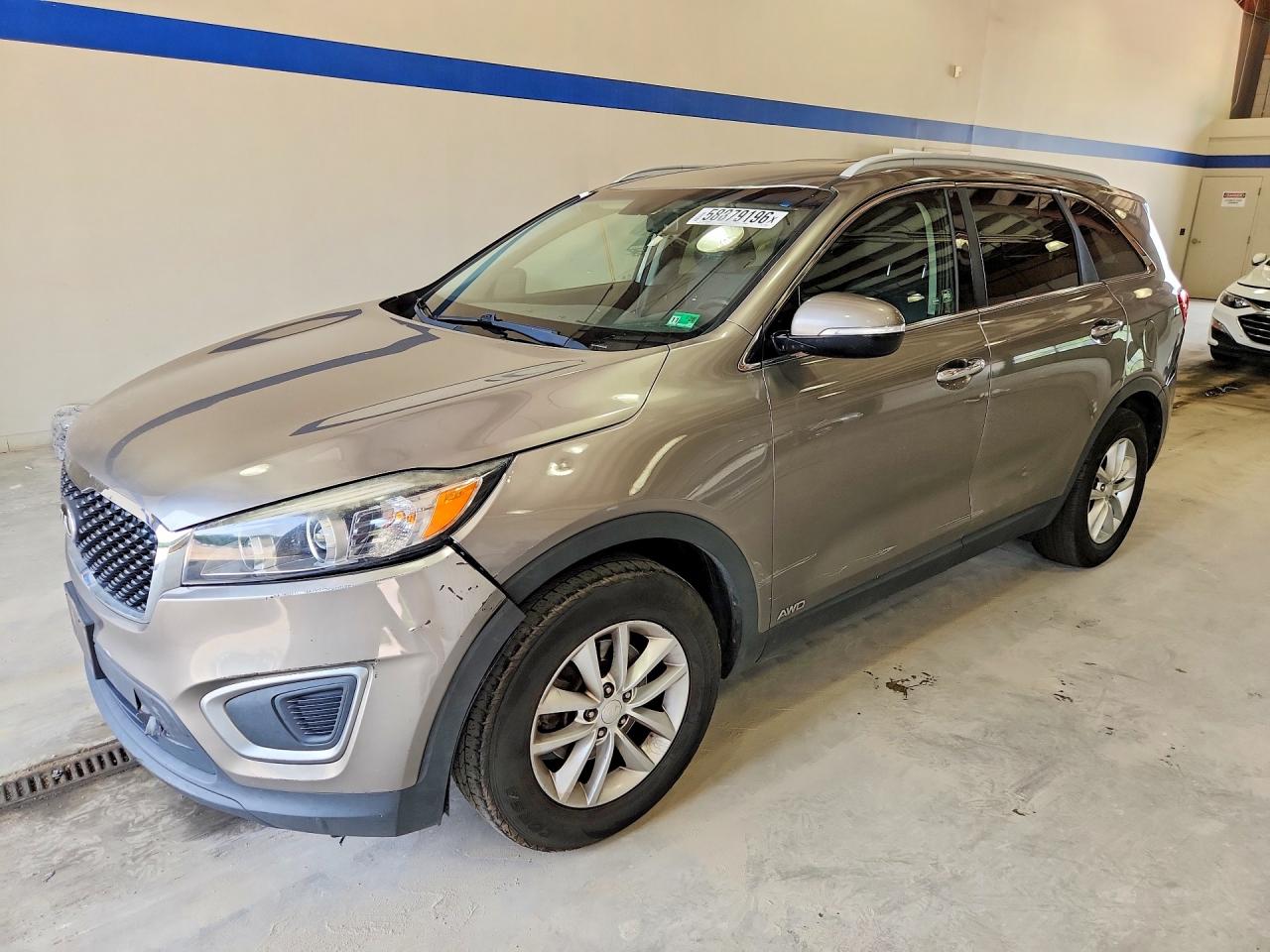 2016 KIA SORENTO LX
