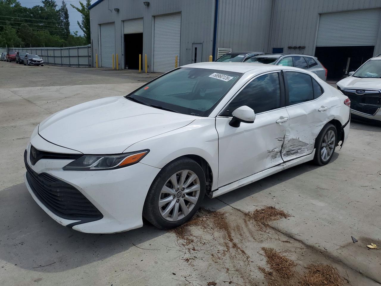 2019 TOYOTA CAMRY LE