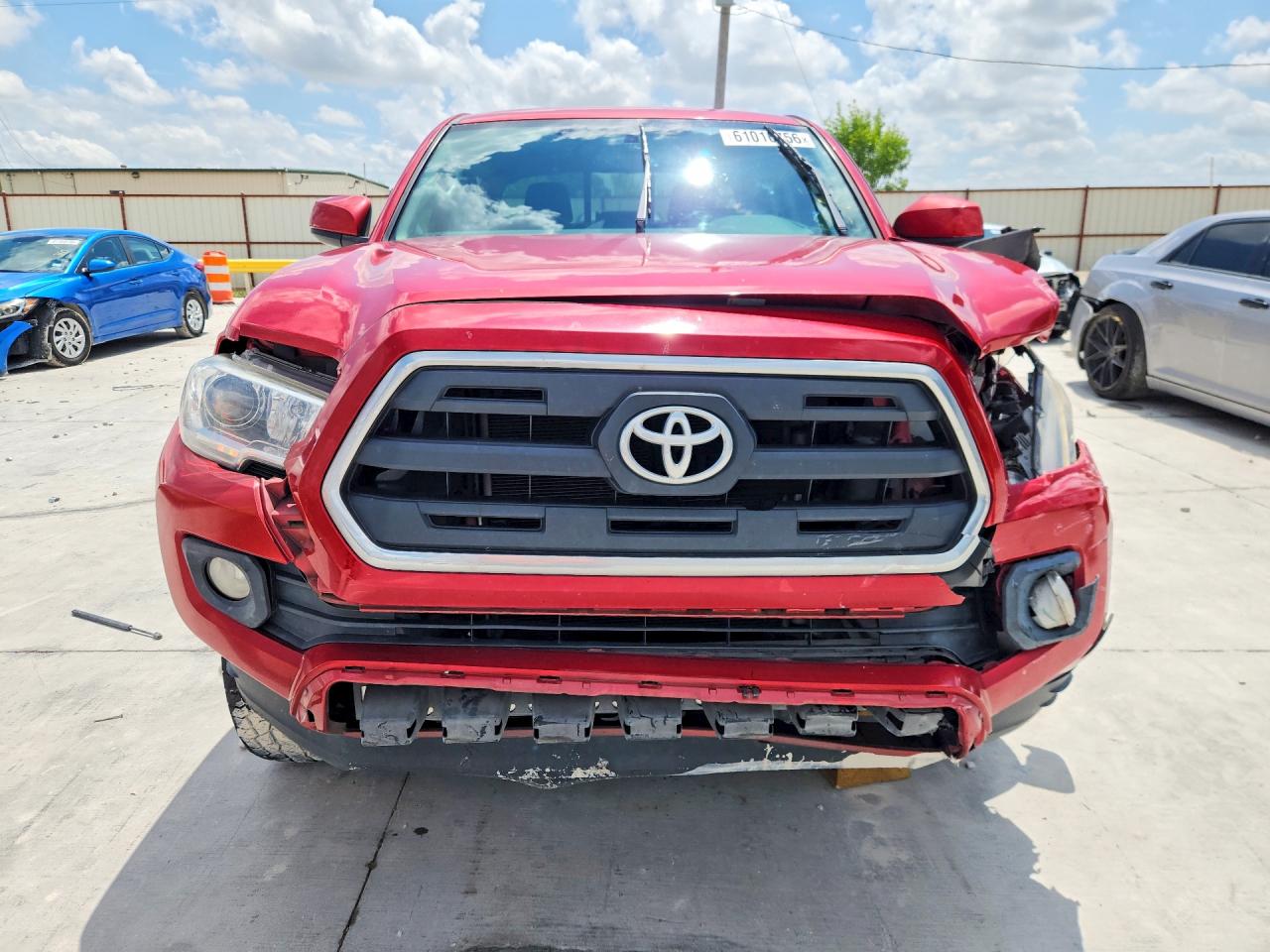 2017 TOYOTA TACOMA SR5 V6 — снимка 5